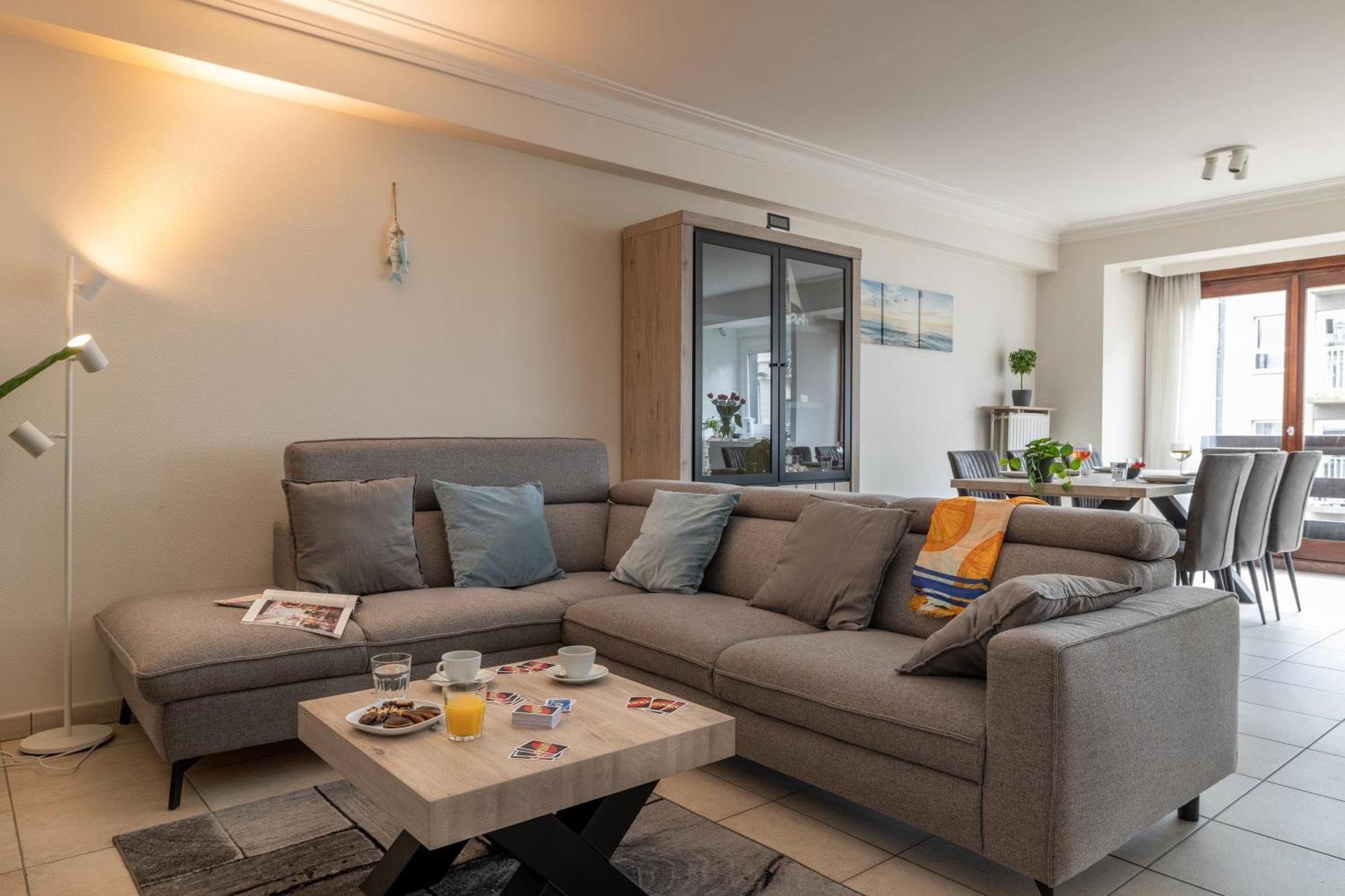 Weloveoostende: Renovated Beachside Apartment Exterior photo